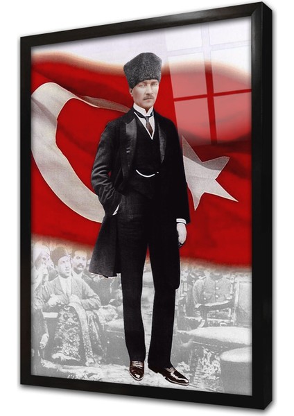 Türk Bayrağı Önünde Atatürk Çerçeveli Cam Tablo