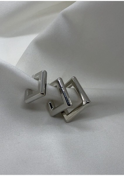 Kadın Gümüş Renk 3'lü Kare Küpe Seti fiyatları