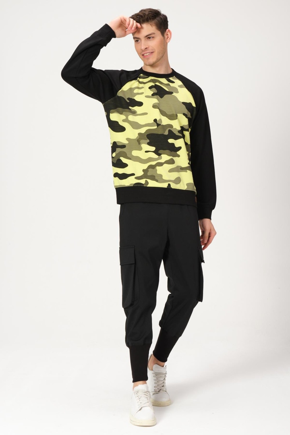Alexander Gardi Kamuflaj Desenli Sweatshirt (UN-14591) görsel 3