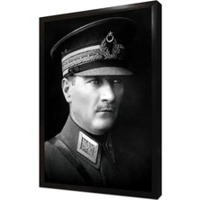 Tablosan Askeri Kıyafetiyle Genç Atatürk Çerçeveli Mdf Tablo