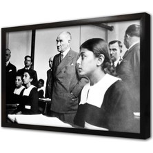 Tablosan Atatürk Okulda Öğrenciler Ile Çerçeveli Mdf Tablo
