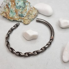 Tonstyle TS000808 - Açık Manşet Hint Gotik Bükülmüş Paslanmaz Çelik Erkek  Bileklik