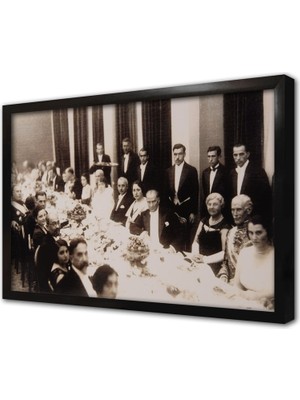 Tablosan Atatürk Yemek Masasında Çerçeveli Mdf Tablo