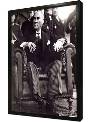 Tablosan Atatürk Otururken Çerçeveli Mdf Tablo