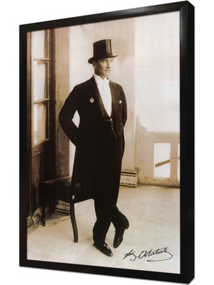 Tablosan Atatürk Fransada Smokinli Pozu Çerçeveli Mdf Tablo