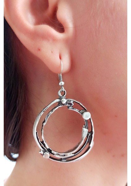 Antik Gümüş Kaplama Çember Şekilli El Yapımı Çift Küpe