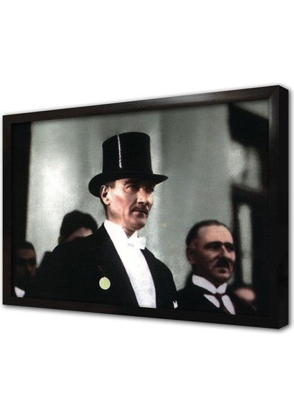 Atatürkün Smokinli Çerçeveli Mdf Tablo