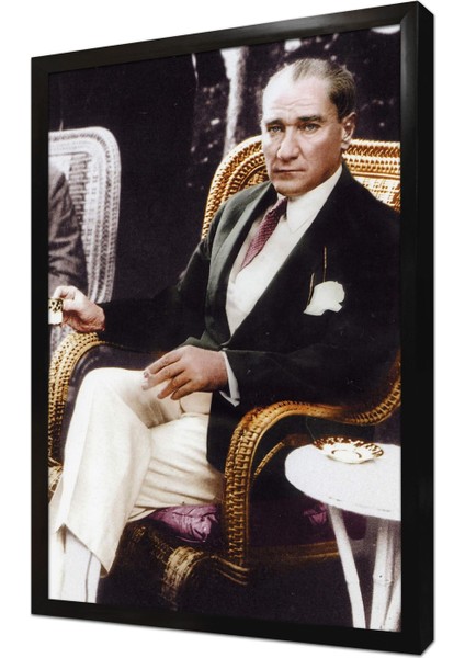 Atatürk Türk Kahvesi ve Sigara Içerken Çerçeveli Mdf Tablo