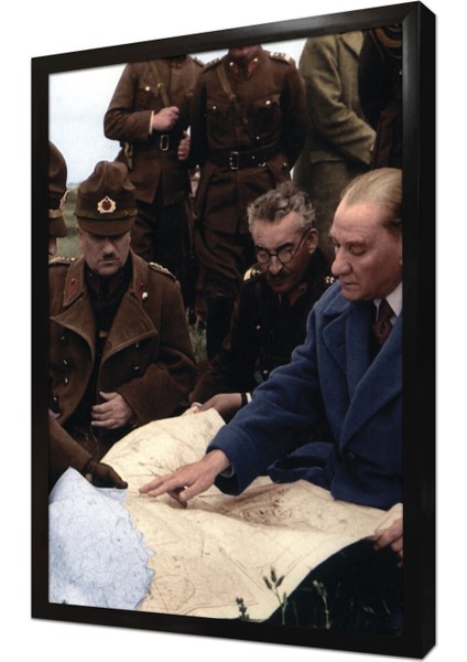 Atatürk Askerlerle Haritayı Incelerken Çerçeveli Mdf Tablo