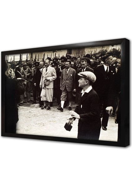 Atatürk Kurmaylarıyla Çerçeveli Mdf Tablo