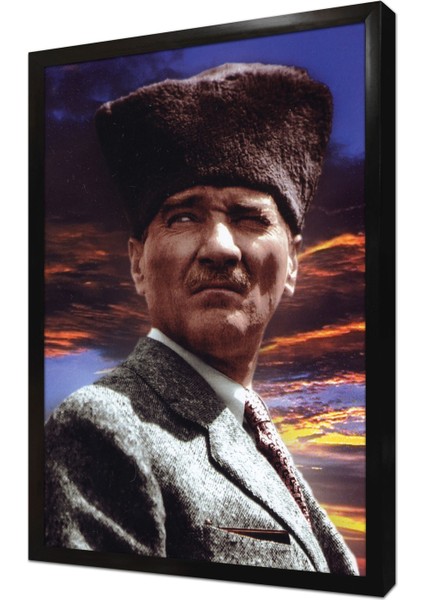 Atatürk Uzaklara Bakarken Çerçeveli Mdf Tablo