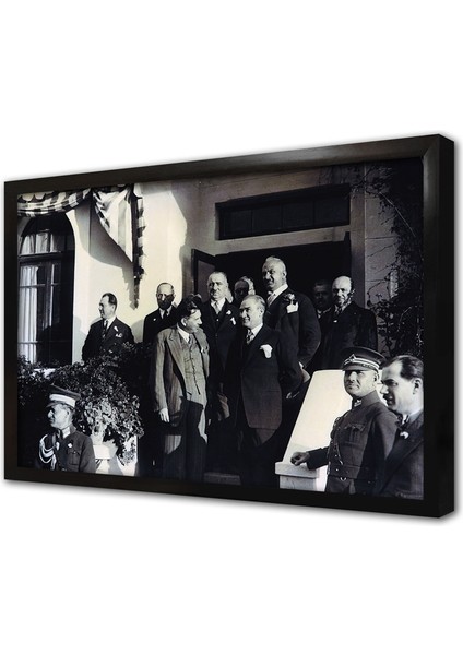 Atatürk Sohbet Ederken Çerçeveli Mdf Tablo