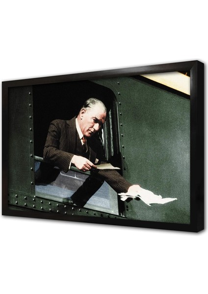 Atatürk Tren Camından Mektup Alırken Çerçeveli Mdf Tablo