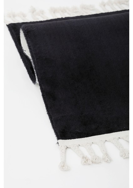 Dijidekor Siyah Post Dokuma Halı Saçaklı Peluş Yumuşacık Kaymaz Antibakteriyel 150X300 modelleri
