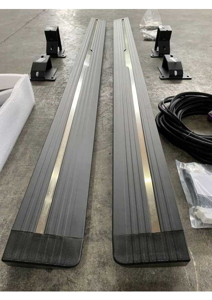 Ford ranger yan basamak elektrikli katlanır 2012 / 2020 modelleri