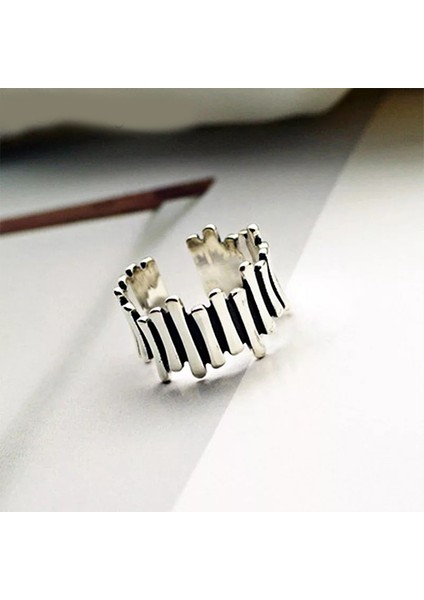 TS001334 - Mini Çubuk Formunda 925 Ayar Gümüş Kadın Yüzük modelleri