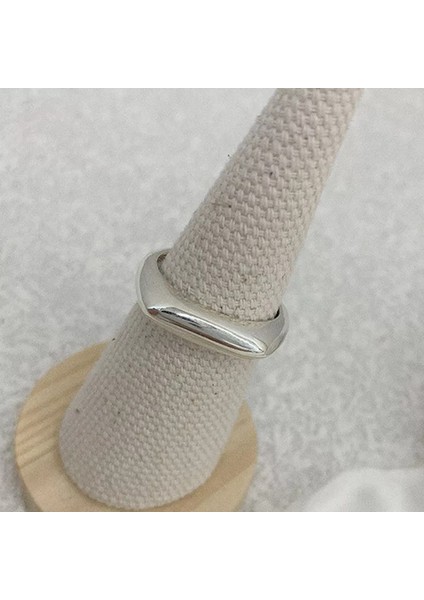 TS001326 - Modern Tasarım 925 Ayar Gümüş Kadın Yüzük