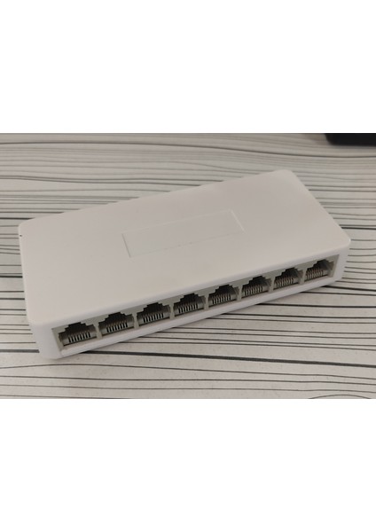 Sw 108 8 Port 10-100 Switch