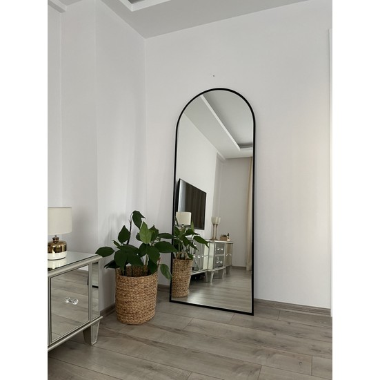 Effe Yapı Dekor Siyah Metal Çerçeveli Duvara Monte 180X70 cm Fiyatı Effe Yapı Dekor Siyah Metal Çerçeveli Duvara Monte 180X70 cm Fiyatı
