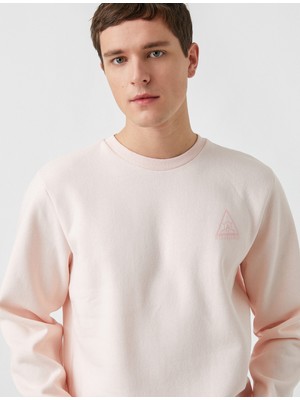 Koton Erkek Minimal İşlemeli Sweatshirt