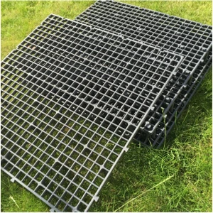 A.C.E.K Plastik Tavşan Kafesi Taban Izgarası 50X50 Ölçü Plastik 