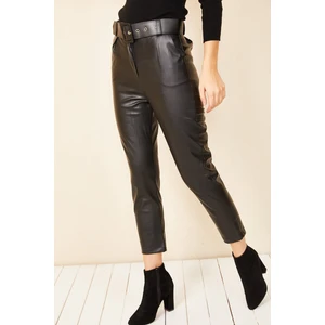 Havuç Model Deri Pantolon