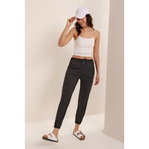 Paçası Lastikli Eşofman Altı