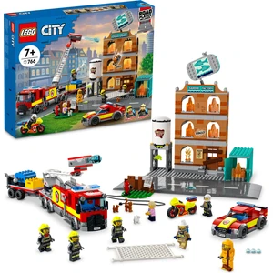 City İtfaiye 60321 - 7 Yaş ve Üzeri İçin Çok Modelli; 2 LEGO City Tv Karakteri İçeren Oyuncak Yapım Seti (766 Parça)