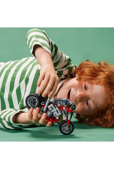 LEGO® Technic Motosiklet 42132 – 7 Yaş ve Üzeri Araçları Seven Çocuklar İçin 2’si 1 Arada Yaratıcı Oyuncak Model Yapım Seti (160 Parça)