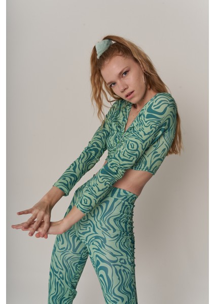 Kadın Yeşil Uzun Kol V Yaka Düğmeli Volera Crop Bluz