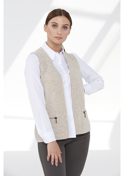 Kadın Çelik Örgü Cebi Fermuarlı Düz Triko Yelek 02421003 K.bej