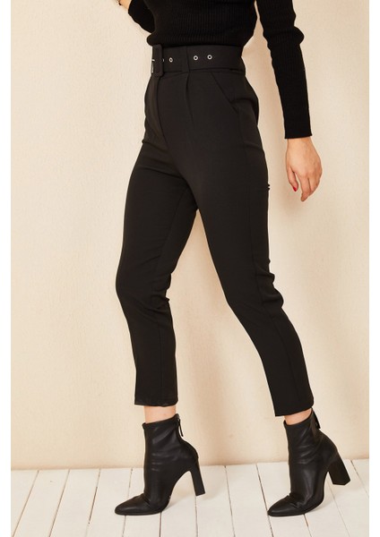 Havuç Kemerli Kumaş Pantolon modelleri