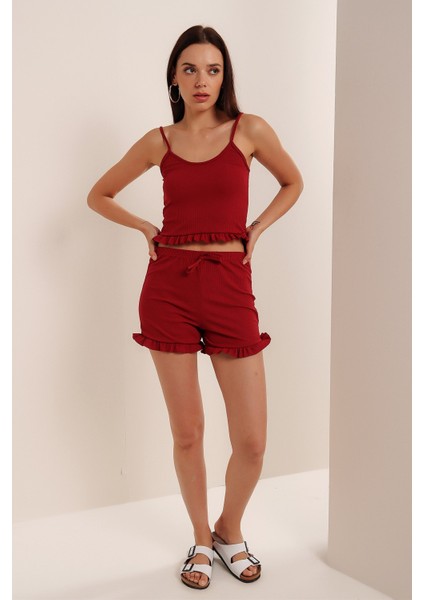 Askılı Fırfırlı Pijama Takımı fırsatları