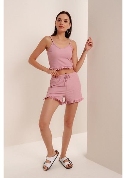 Askılı Fırfırlı Pijama Takımı modelleri