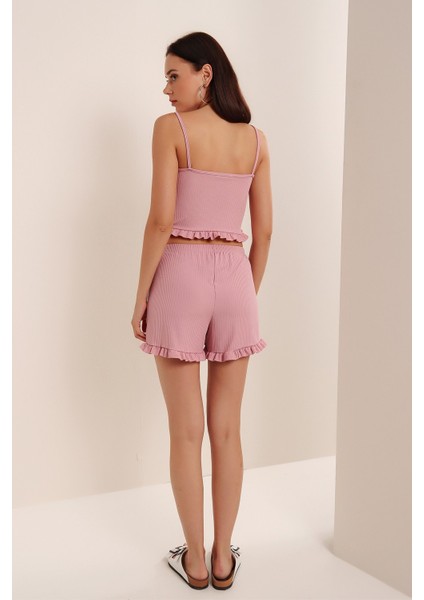 Askılı Fırfırlı Pijama Takımı