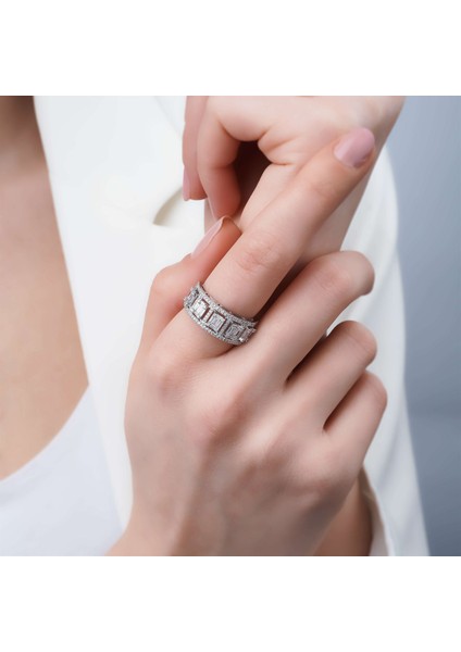 0.75 Karat Baget Yüzük fiyatları