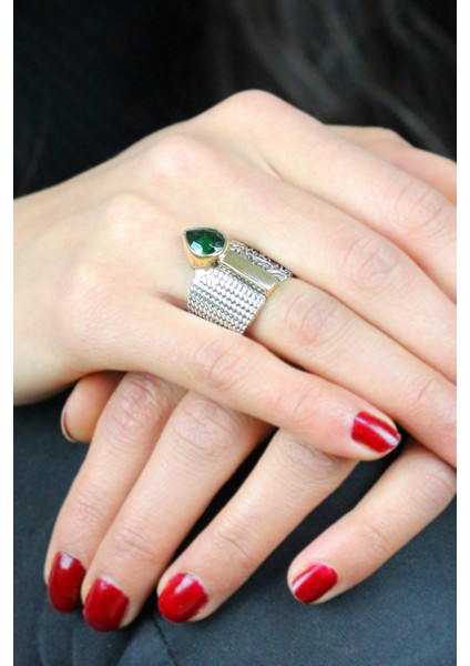 Zümrüt Taşlı El Işçiliği Otantik Kadın Gümüş Yüzük fiyatları