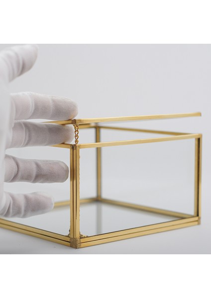 Çikolata Takı Aksesuar Mücevherat Kutusu Kapaklı Cam Ham Pirinç Gold 15X15X8CM