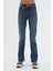 Orta Mavi Slim Straight Paçası Yırtmaçlı Çapraz Kemerli Jean Pantolon C 4556-007 2