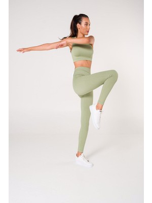 Formactive Toparlayıcı Dikişsiz Tayt-Crop Top Fitilli Takım