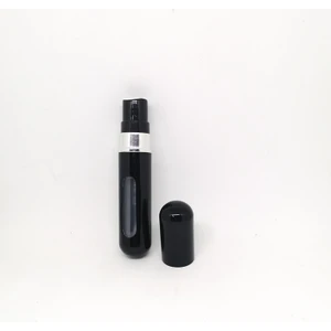 Yeniden Doldurulabilir Mini Spreyli Cep Parfüm Şişesi-Siyah (5 Ml)