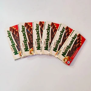 Nussknacker Bütün Fındıklı Alman Çikolatası 10 x 100 gr