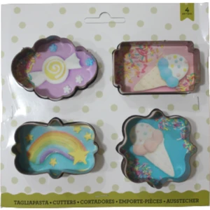 Pastry Planet Plastik Kesme Set 4 Farklı Şekil