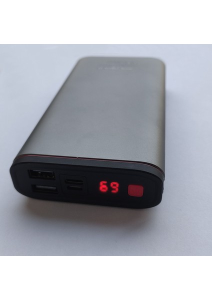 PG-7065 Fast Charge 2.1A Pro 10000 Mah