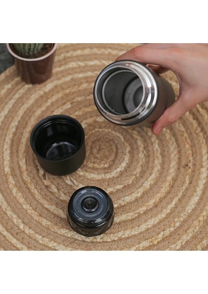 Deri Taşıma Çantalı Bardaklı Kişiye Özel Termos 500 ml modelleri