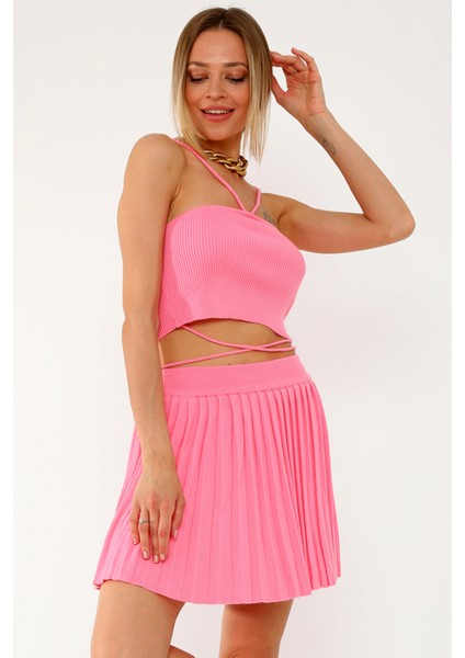 Özel Tasarım Beli Lastikli Pileli Rahat ve Şık Triko Mini Etek