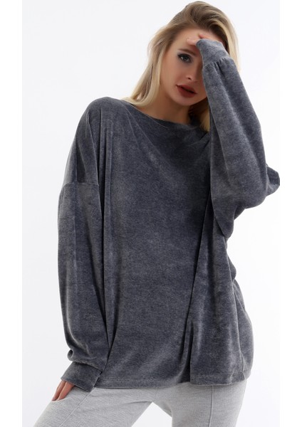 Özel Tasarım Yuvarlak Yaka Oversize Rahat ve Şık Kadife Sweat