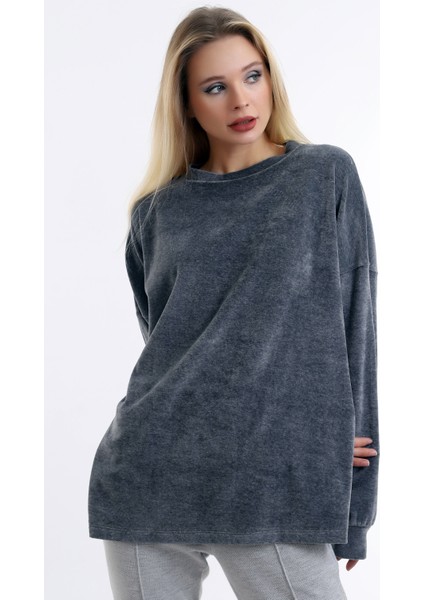 Özel Tasarım Yuvarlak Yaka Oversize Rahat ve Şık Kadife Sweat fiyatları