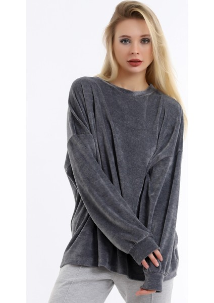 Özel Tasarım Yuvarlak Yaka Oversize Rahat ve Şık Kadife Sweat fırsatları