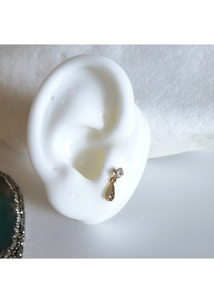 Cerrahi Çelik Damla Charmlı Piercing. Bar Uzunluğu 6 mm fiyatları